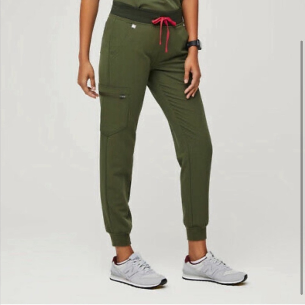 Figs Dark Olive Small Zamora joggers